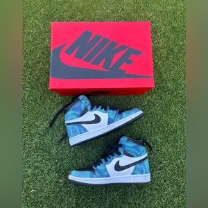 Air Jordan Women’s 1 Retro High OG